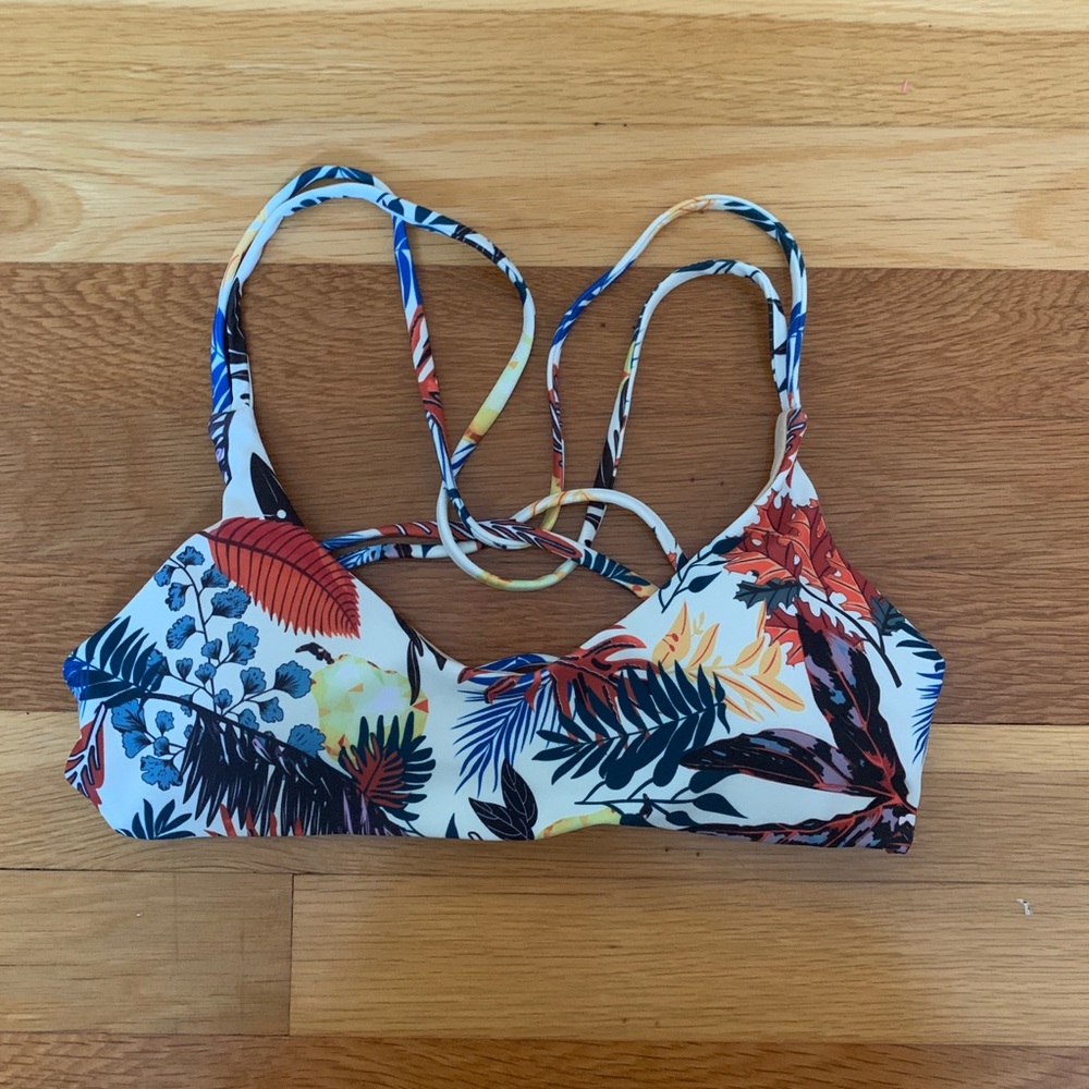 Bikini top